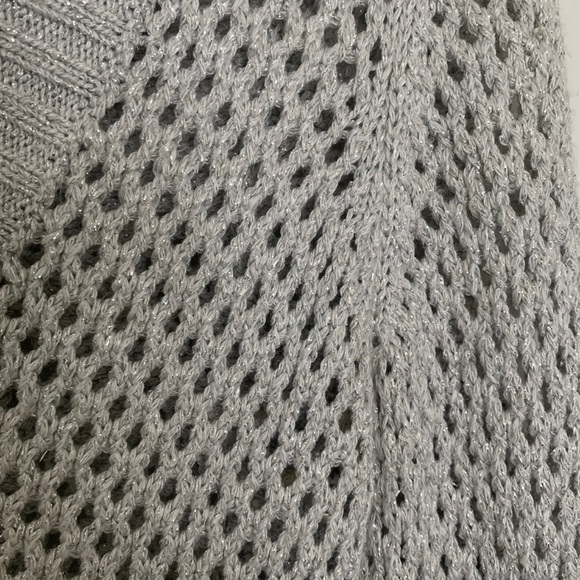 Michael Kors Metallic silver open knit sweater v neck - Picture 2 of 9